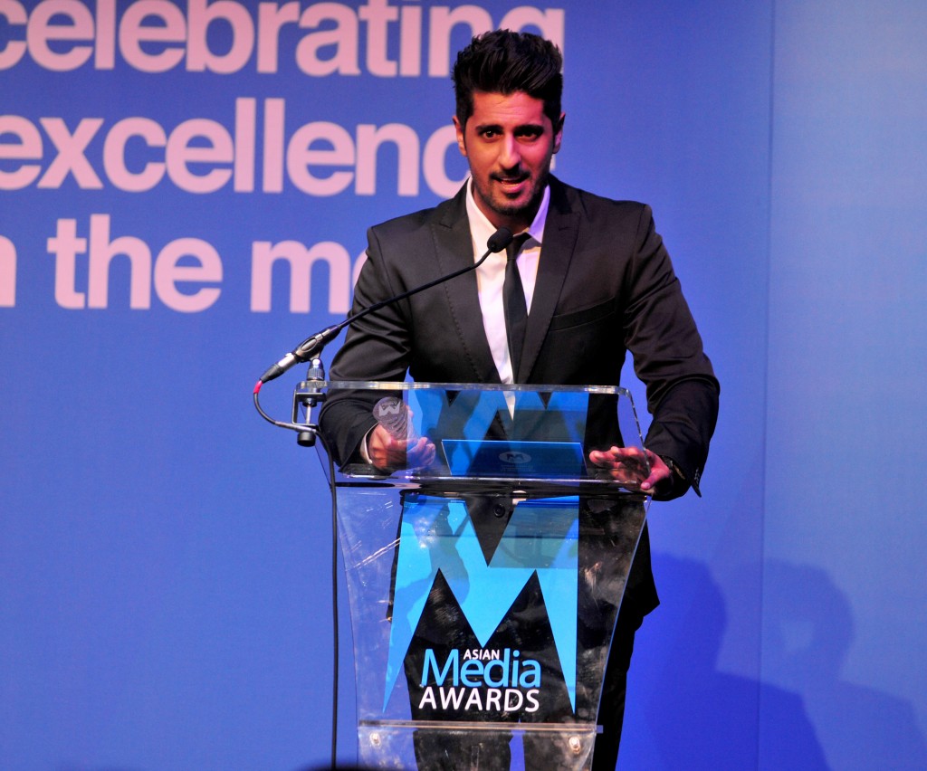 Asad Shan Wins TV Presenter of the Year Award